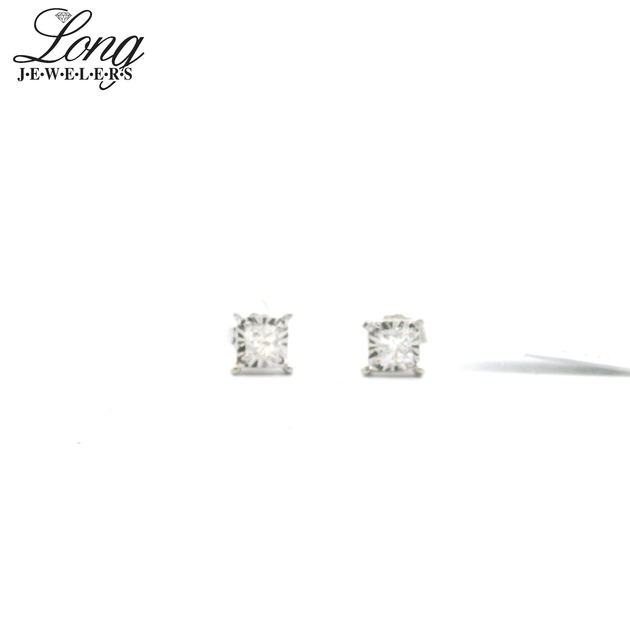 Elegant Sterling Silver (925) Stud Earrings for Everyday Glamour