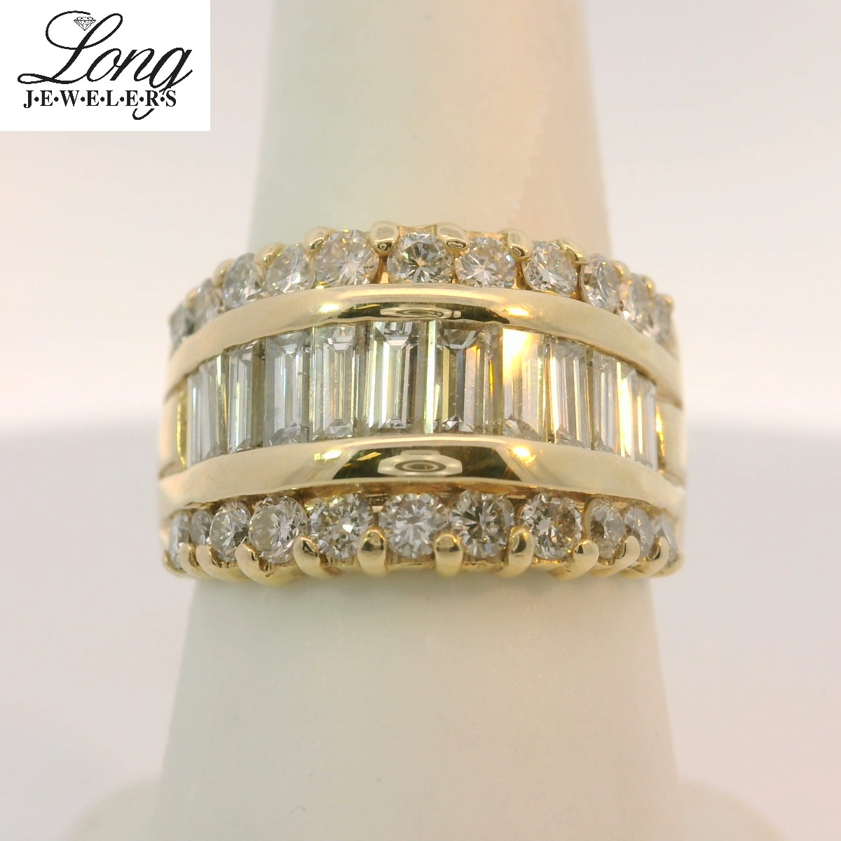 14K Yellow Gold Cluster Ring: Timeless Elegance and Sparkling Brilliance 14K Yellow Gold Cluster Ring: Timeless Elegance and Sparkling Brilliance