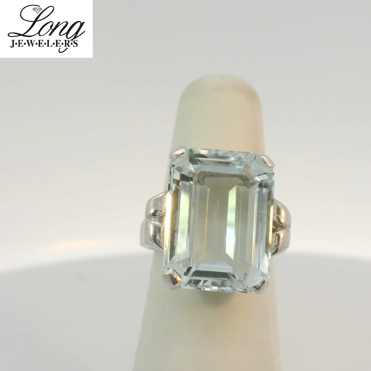 14K Rose Gold Gemstone Ring: Elegant and Unique Style 14K Rose Gold Gemstone Ring: Elegant and Unique Style