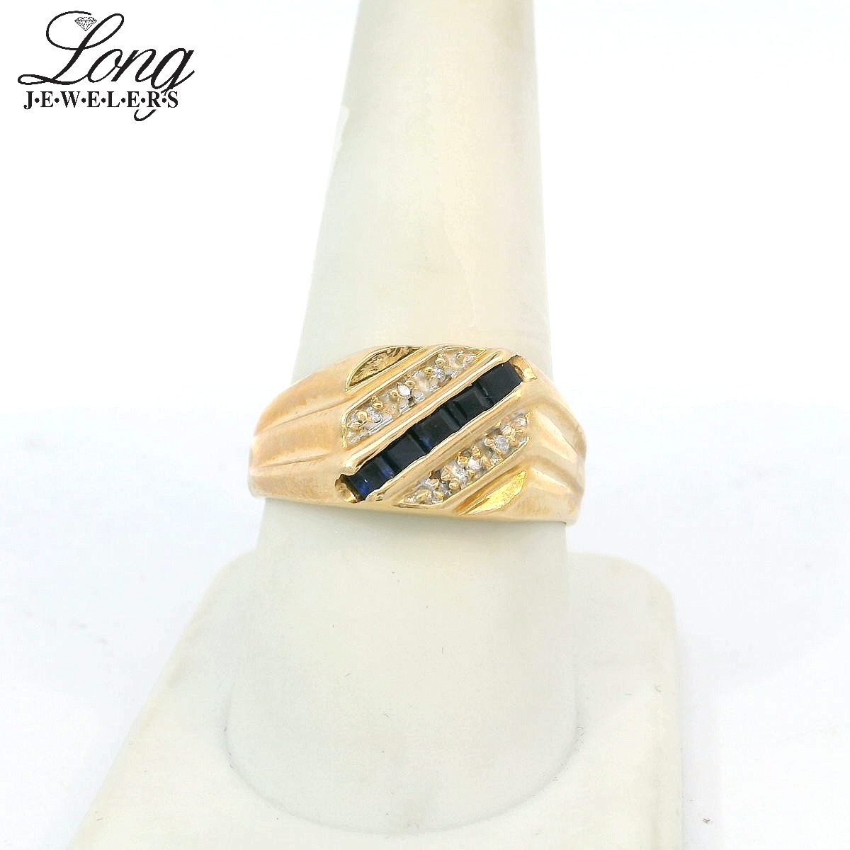 18K Yellow Gold Cluster Ring: Elegant Design for Timeless Beauty 18K Yellow Gold Cluster Ring: Elegant Design for Timeless Beauty