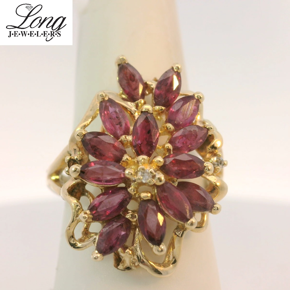 14K Yellow Gold Gemstone Ring: Elegant and Vibrant Luxury 14K Yellow Gold Gemstone Ring: Elegant and Vibrant Luxury