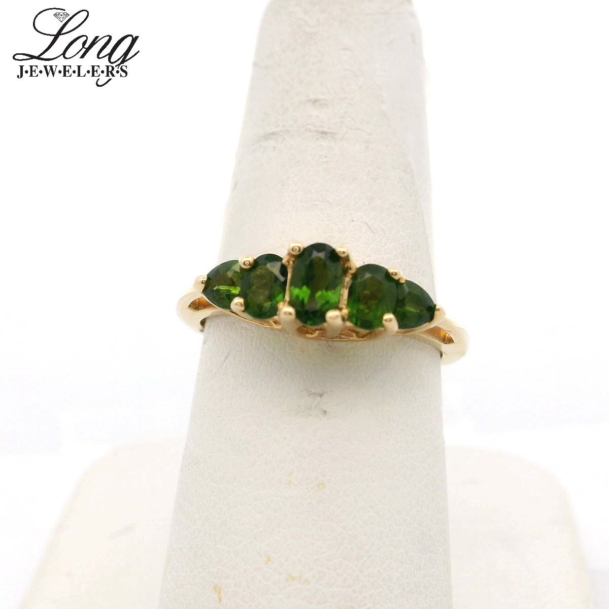 14K Yellow Gold Gemstone Ring: Timeless Elegance and Vibrant Color 14K Yellow Gold Gemstone Ring: Timeless Elegance and Vibrant Color