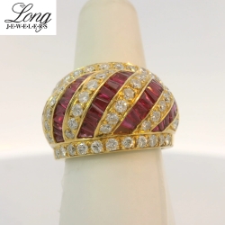 18K Yellow Gold Cluster Ring: Elegant and Timeless Design thumbnail 1