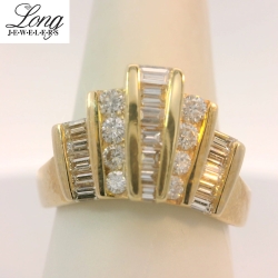 14K Yellow Gold Cluster Ring: Timeless Elegance and Sparkling Brilliance