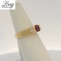 Stunning 18K Yellow Gold Gemstone Ring | Elegant & Vibrant Designs thumbnail 3