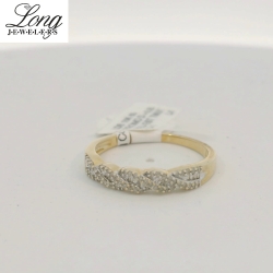 10K Yellow Gold Diamond Ring: Timeless Elegance and Sparkling Brilliance