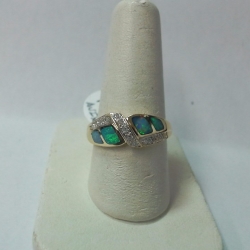 14K Yellow Gold Gemstone Ring: Elegant and Vibrant Luxury thumbnail 3