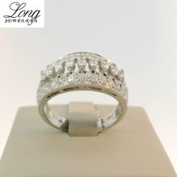 14K Yellow Gold Cluster Ring: Timeless Elegance and Sparkling Brilliance