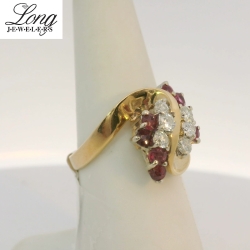 14K Yellow Gold Cluster Ring: Timeless Elegance and Sparkling Brilliance thumbnail 4