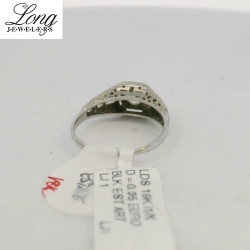 18K Yellow Gold Ring: Timeless Elegance and Romantic Charm thumbnail 3