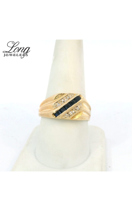 18K Yellow Gold Cluster Ring: Elegant Design for Timeless Beauty