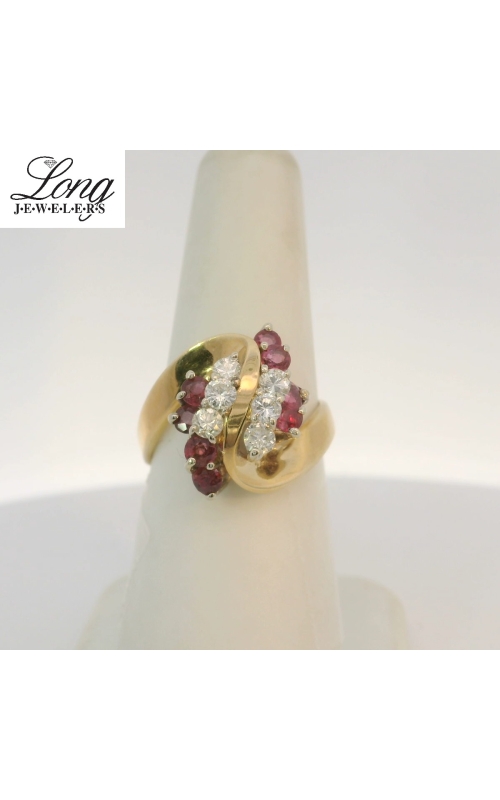 14K Yellow Gold Cluster Ring: Timeless Elegance and Sparkling Brilliance