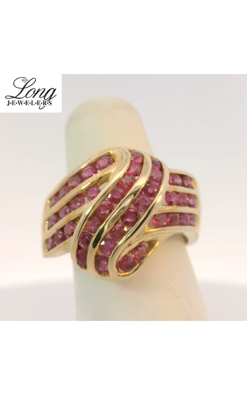 Stunning 14K Yellow Gold Cocktail Ring for a Dazzling Statement