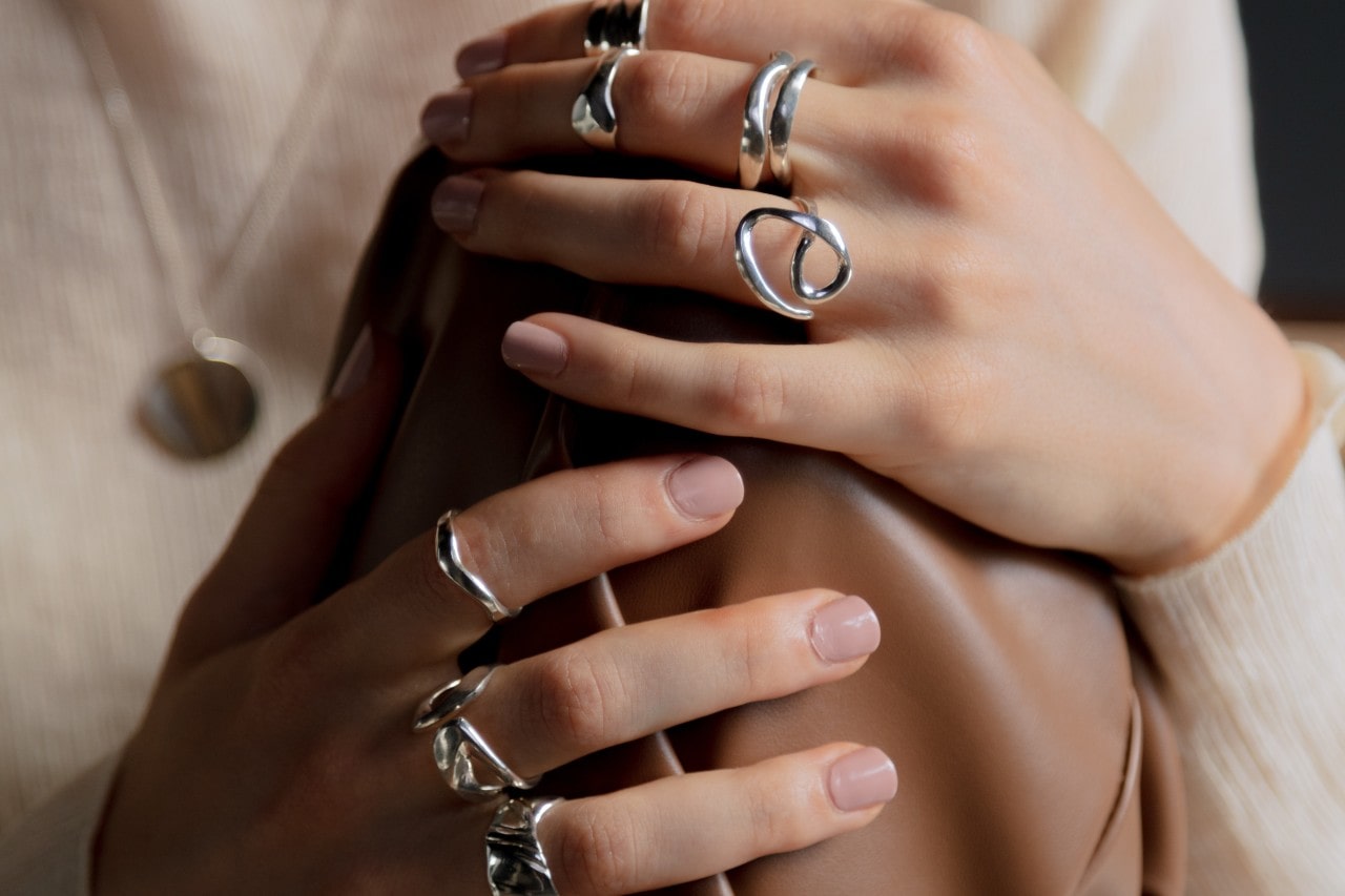 FIND A VARIETY OF PRECIOUS METAL JEWELRY AT LONG JEWELERS FIND A VARIETY OF PRECIOUS METAL JEWELRY AT LONG JEWELERS